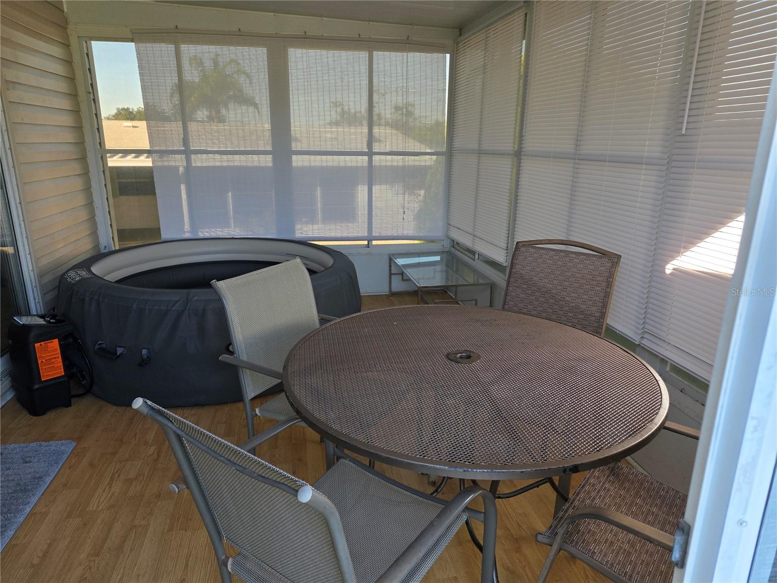 HILLTOP ESTATES - Residential