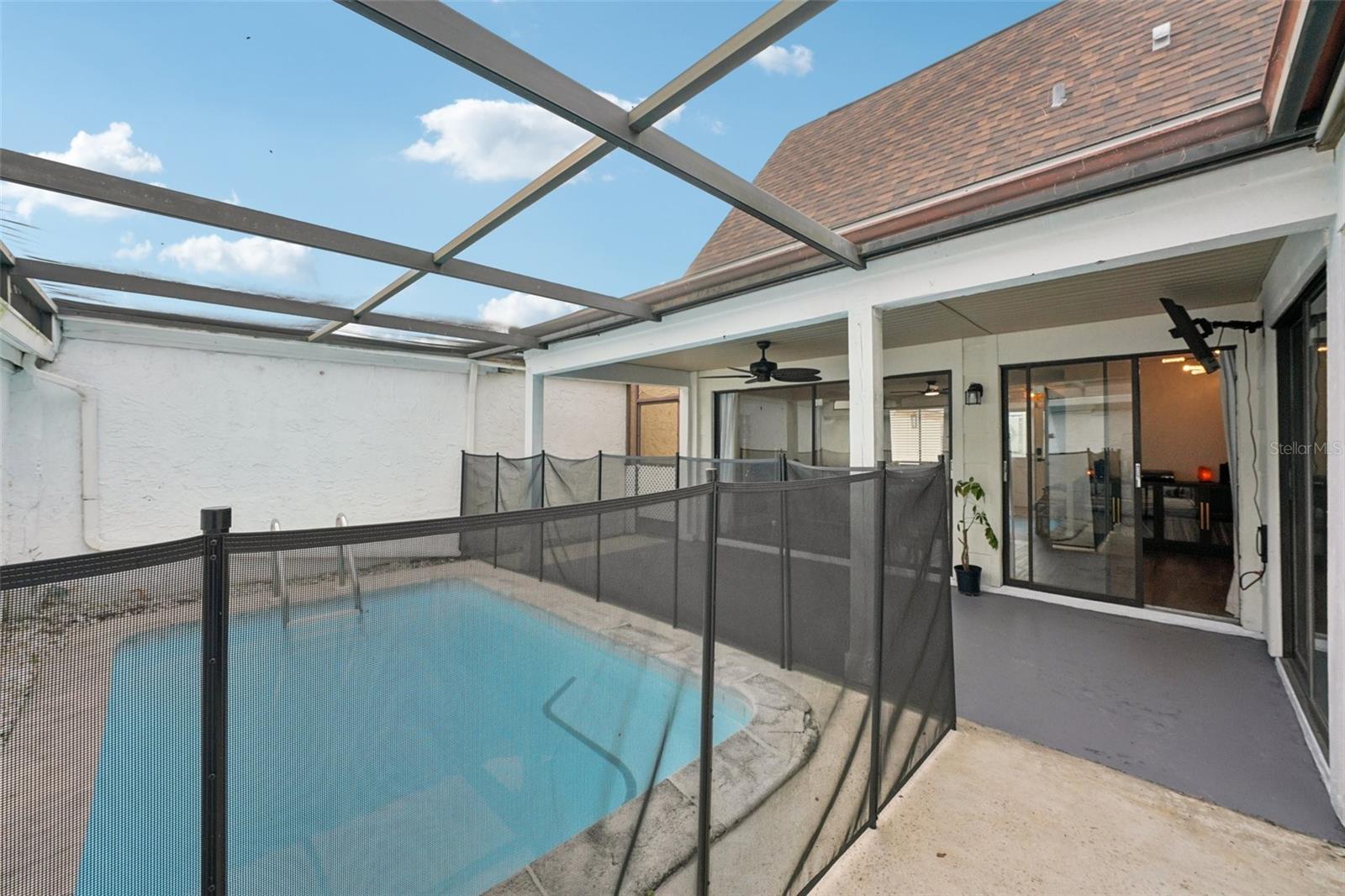 BEACON WOODS VILLAGE - Residential