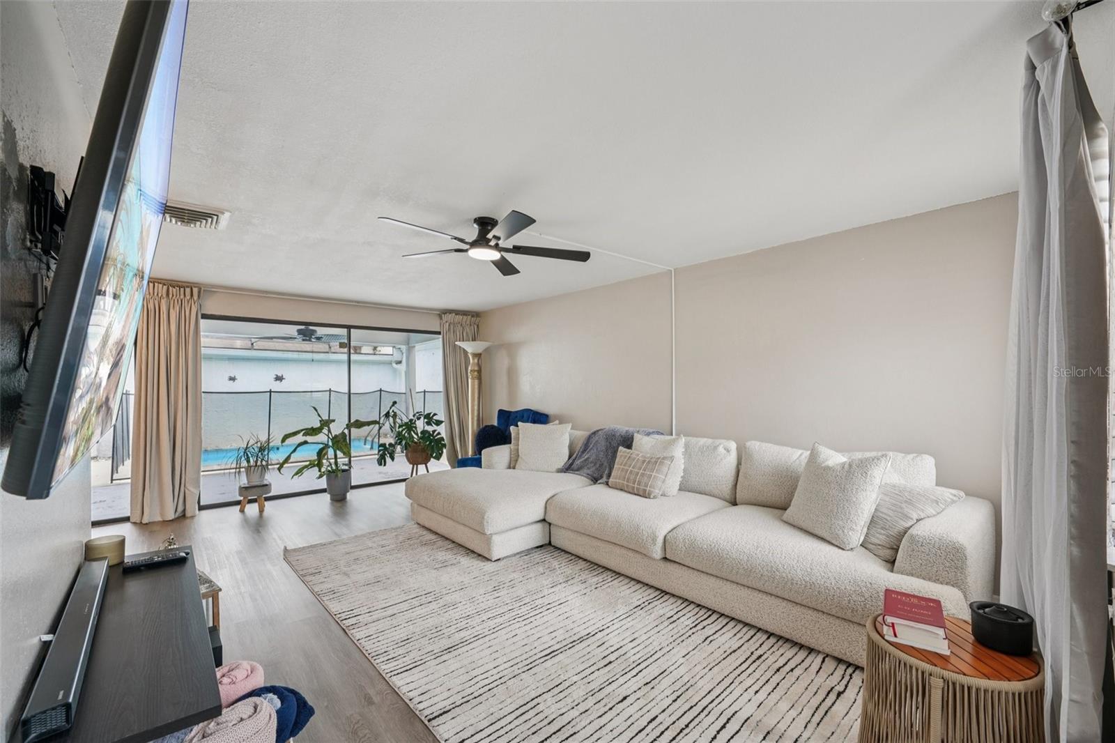 BEACON WOODS VILLAGE - Residential