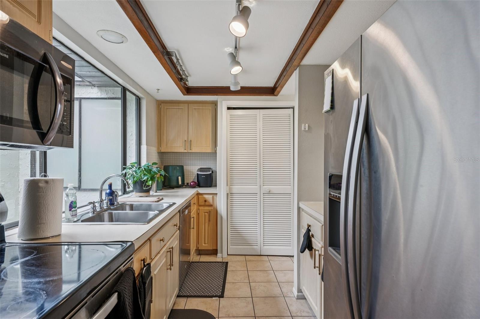 BEACON WOODS VILLAGE - Residential