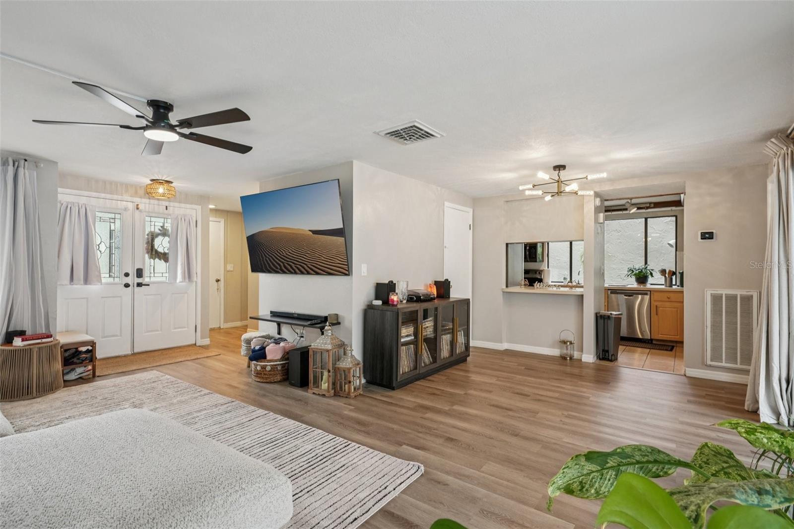 BEACON WOODS VILLAGE - Residential