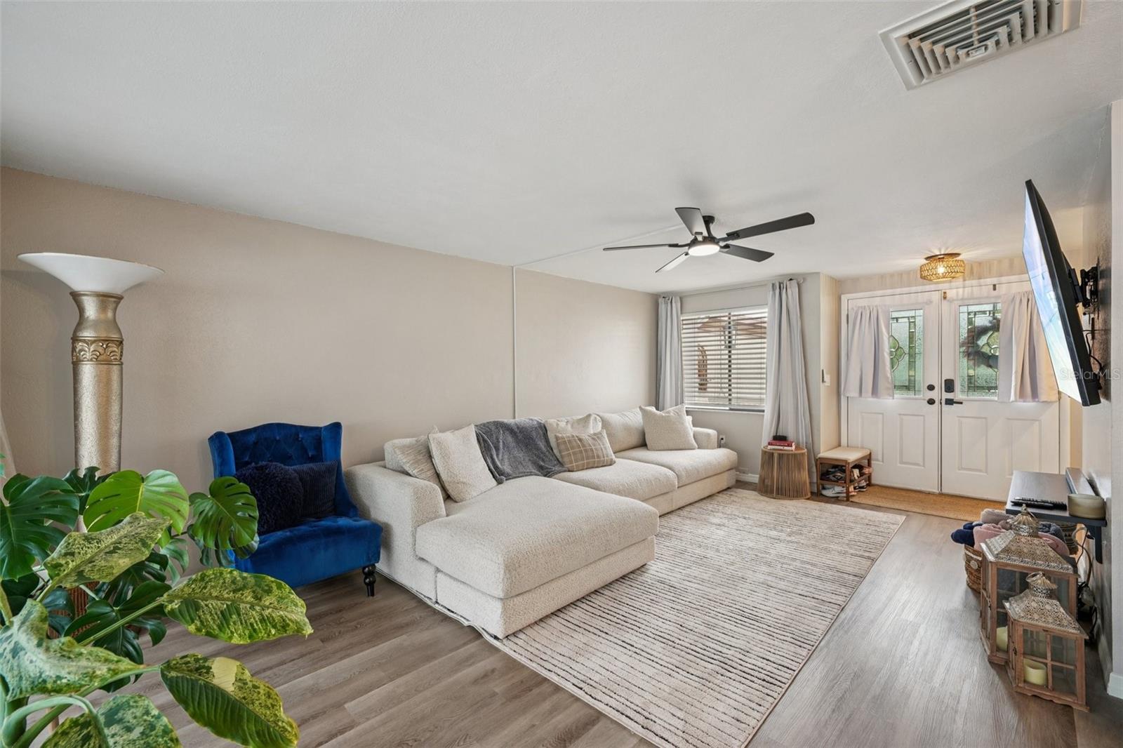 BEACON WOODS VILLAGE - Residential