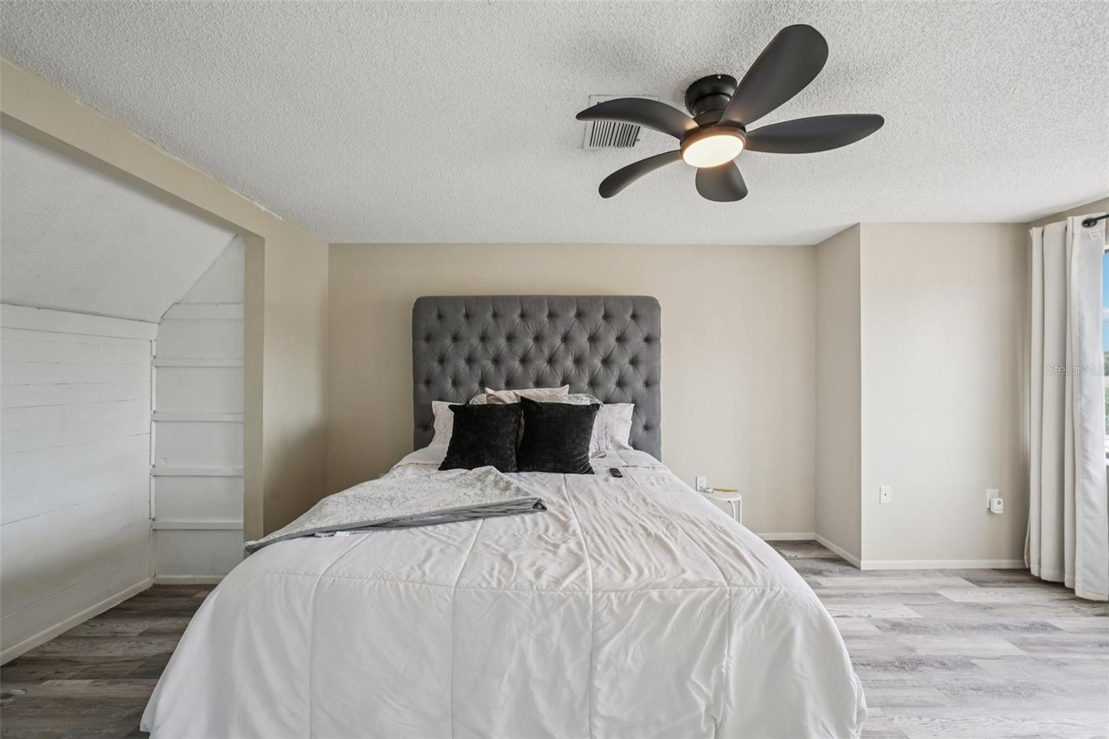 BEACON WOODS VILLAGE - Residential