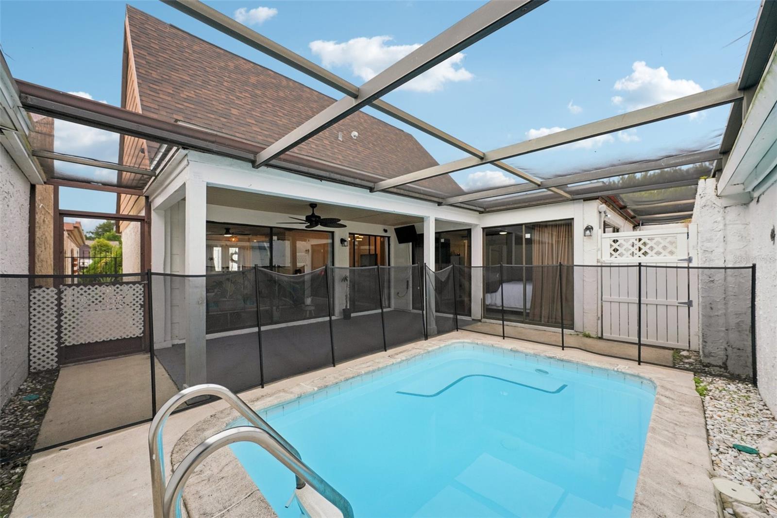 BEACON WOODS VILLAGE - Residential