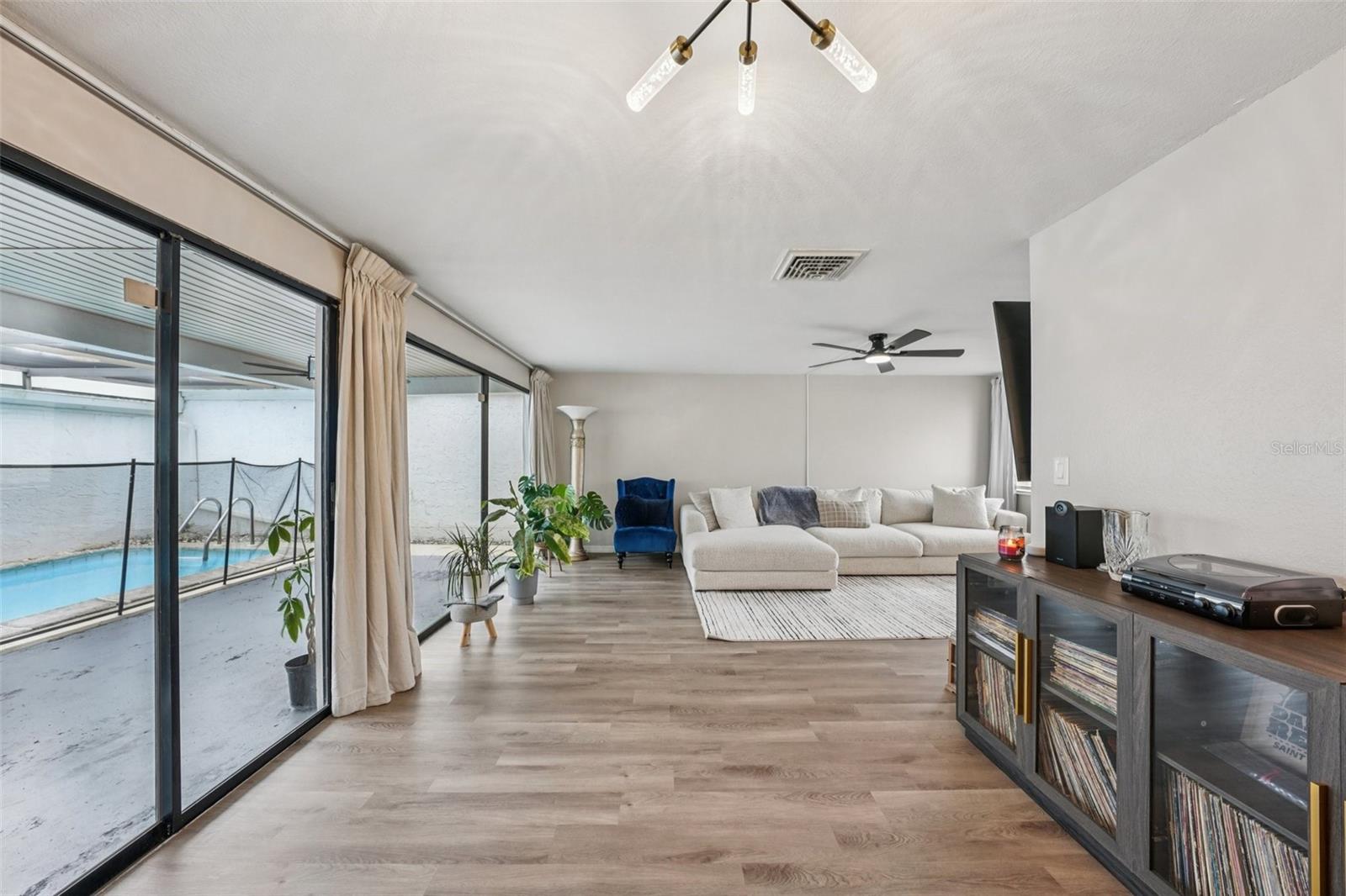 BEACON WOODS VILLAGE - Residential