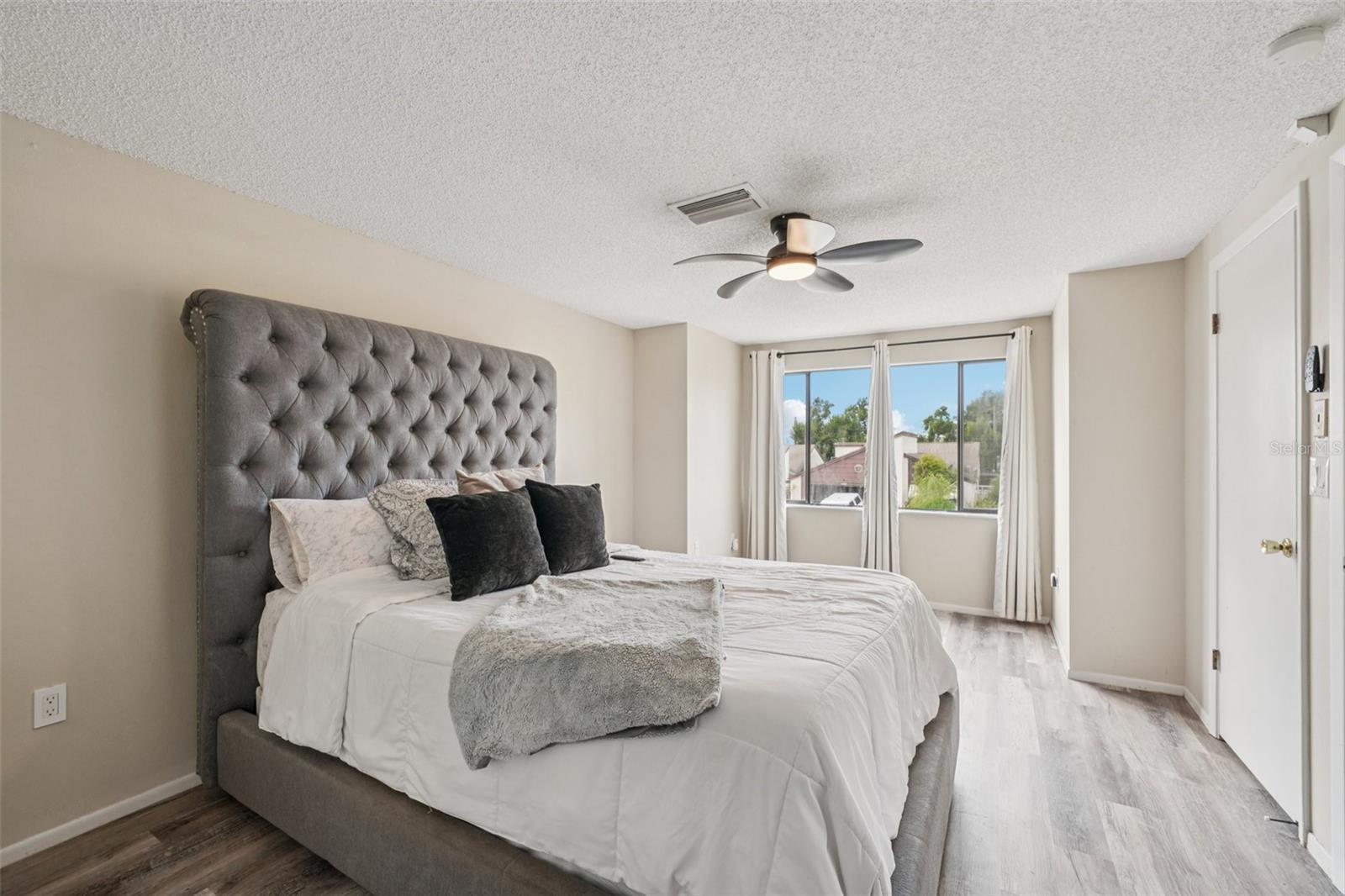 BEACON WOODS VILLAGE - Residential