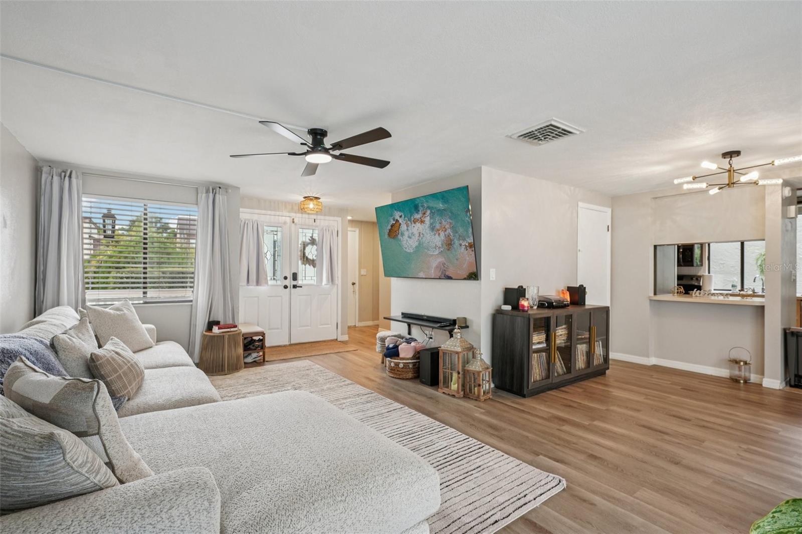 BEACON WOODS VILLAGE - Residential