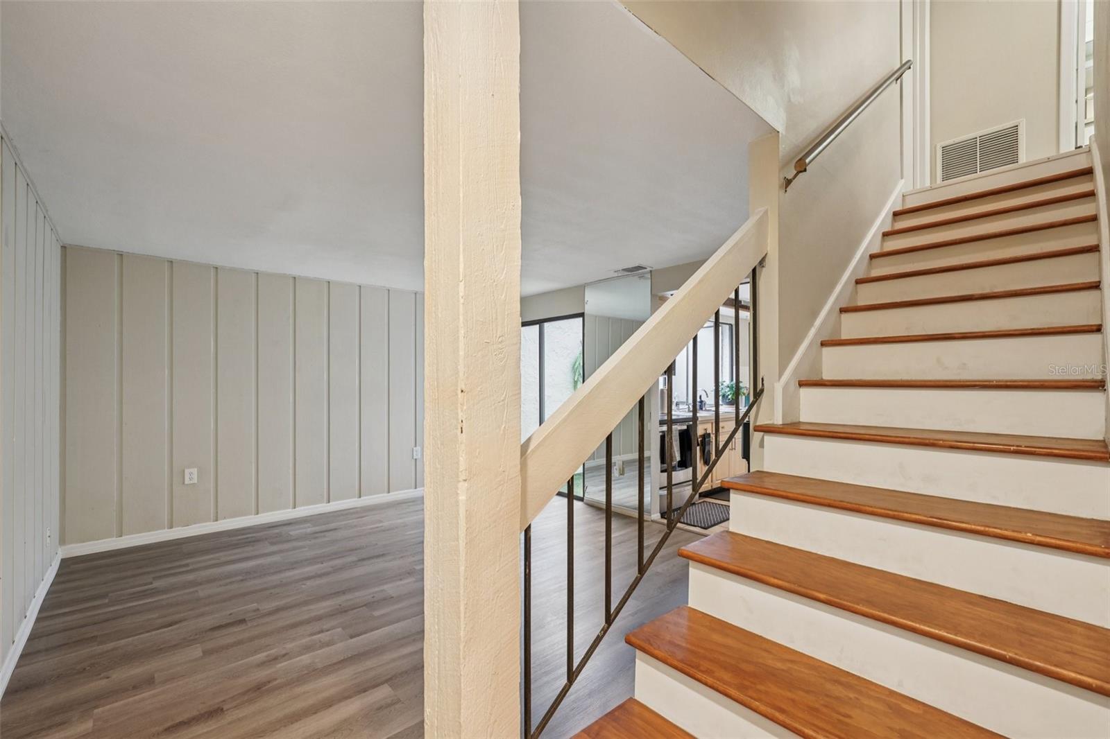 BEACON WOODS VILLAGE - Residential