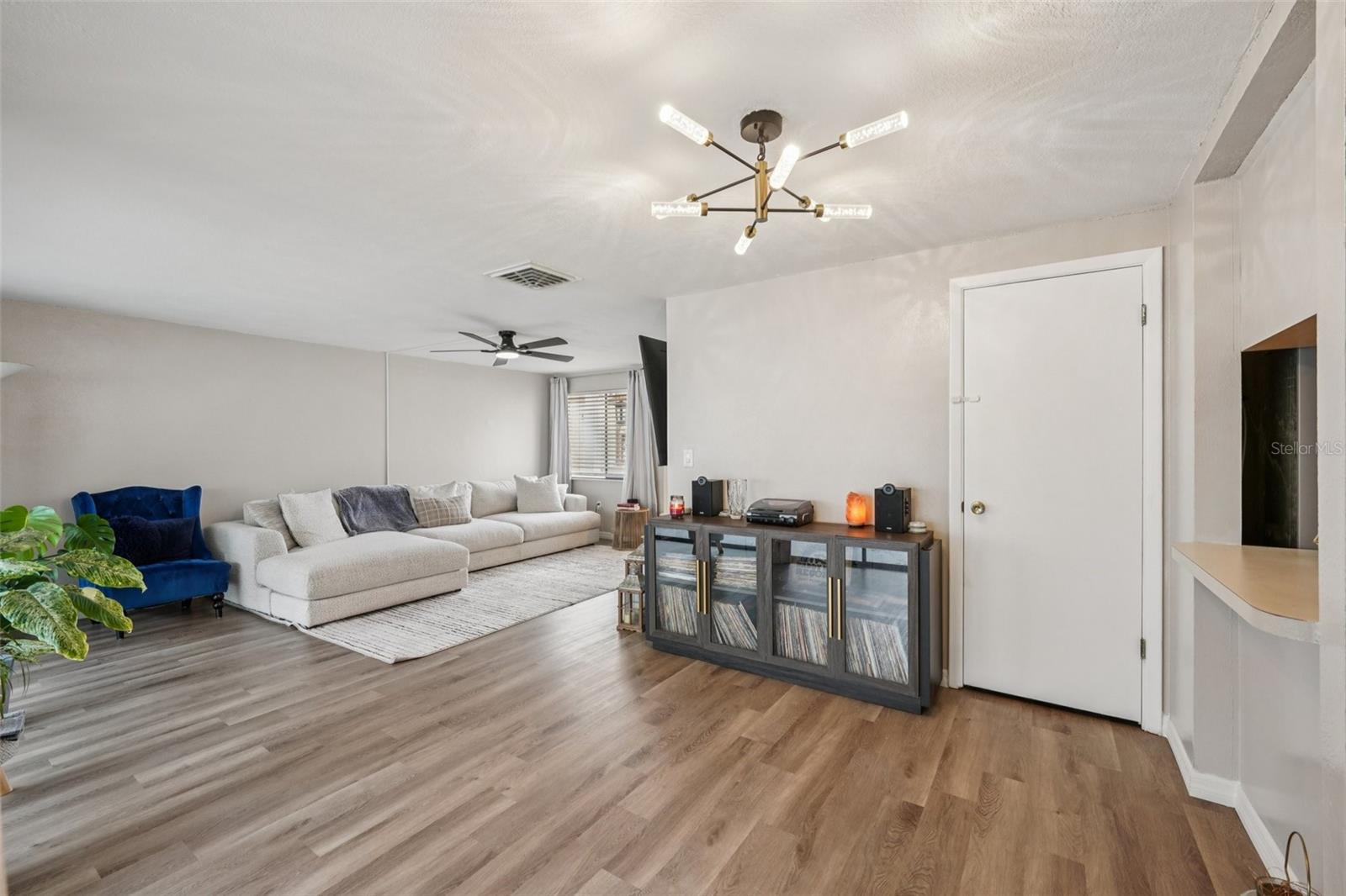 BEACON WOODS VILLAGE - Residential