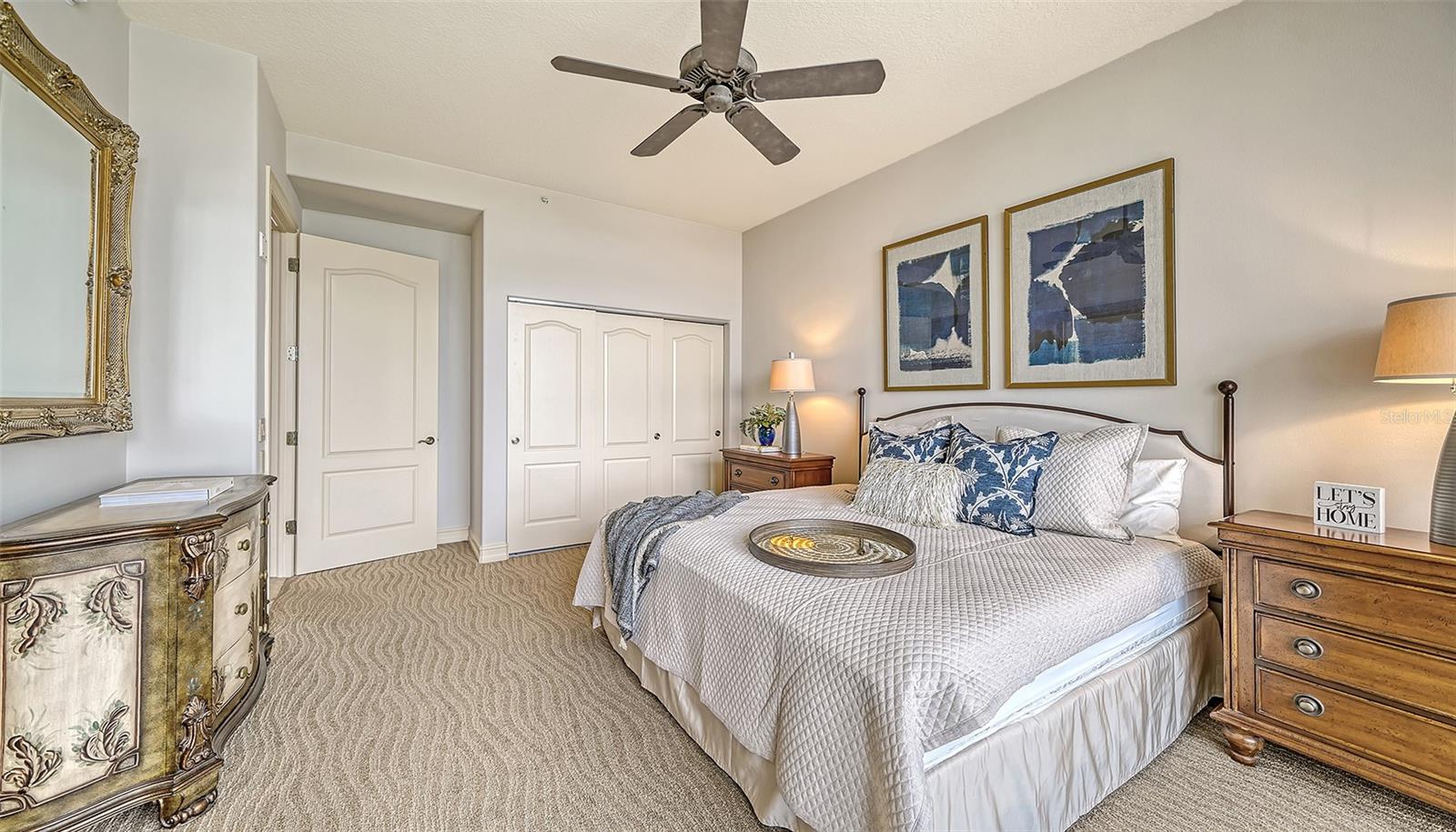 MARINA TOWER - Residential