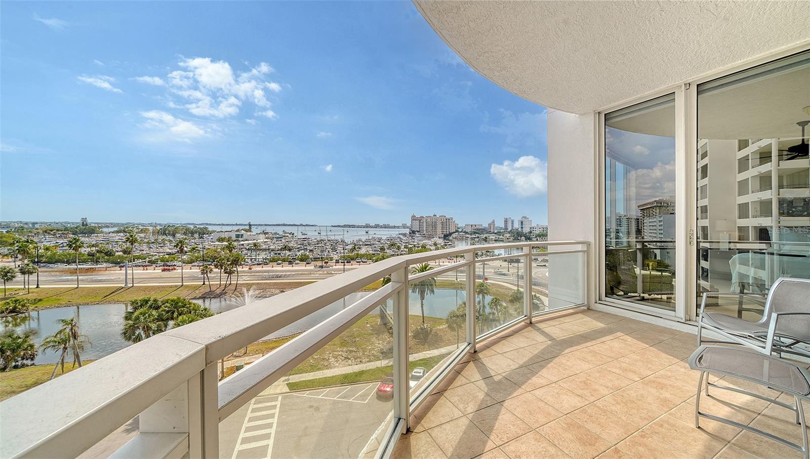 MARINA TOWER - Residential