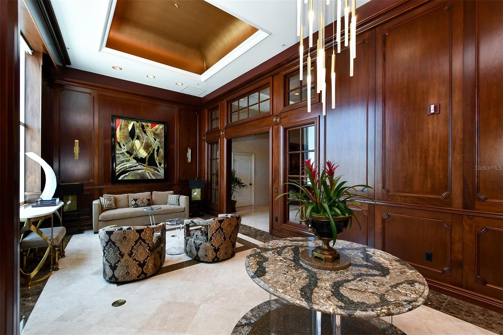 MARINA TOWER - Residential