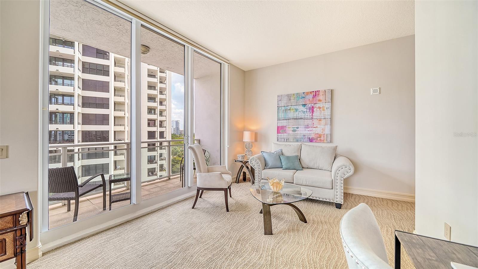 MARINA TOWER - Residential