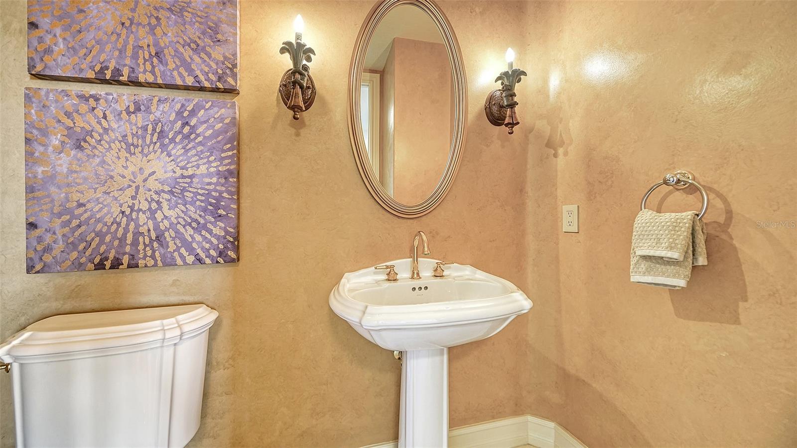 MARINA TOWER - Residential