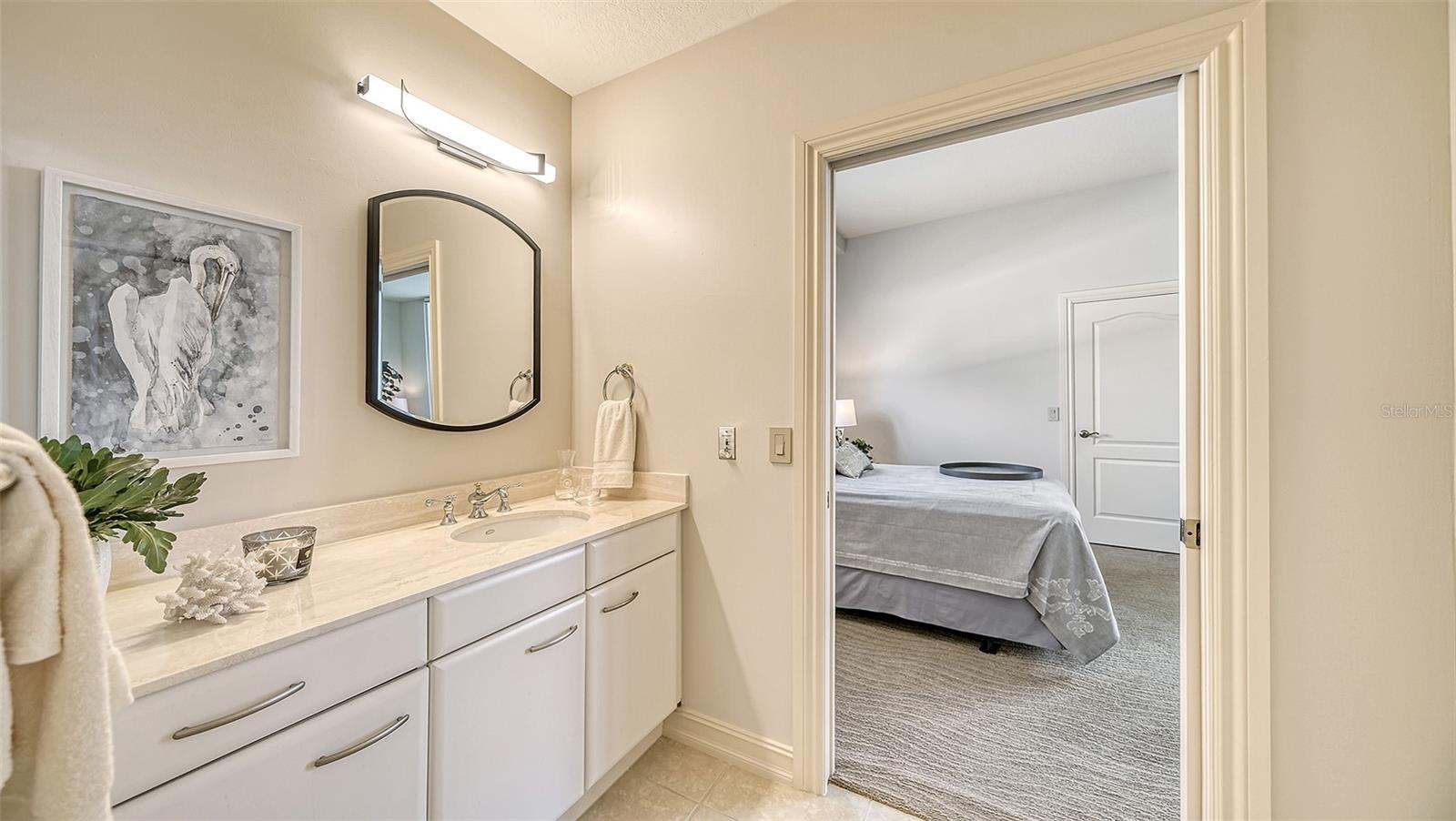 MARINA TOWER - Residential