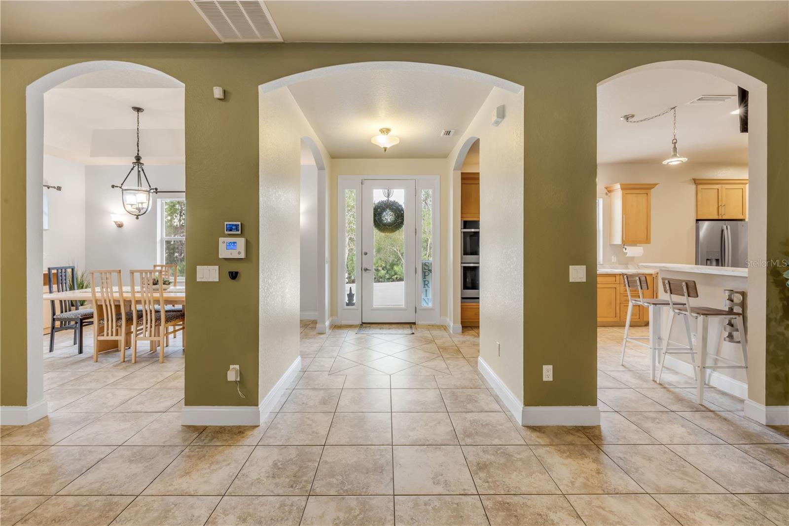 CRESTWOOD MANOR - Residential