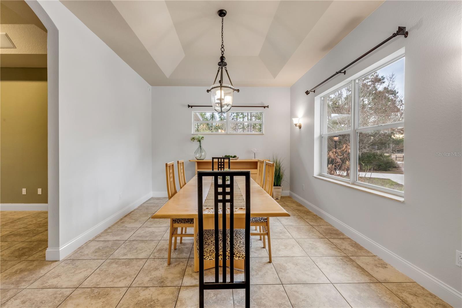 CRESTWOOD MANOR - Residential