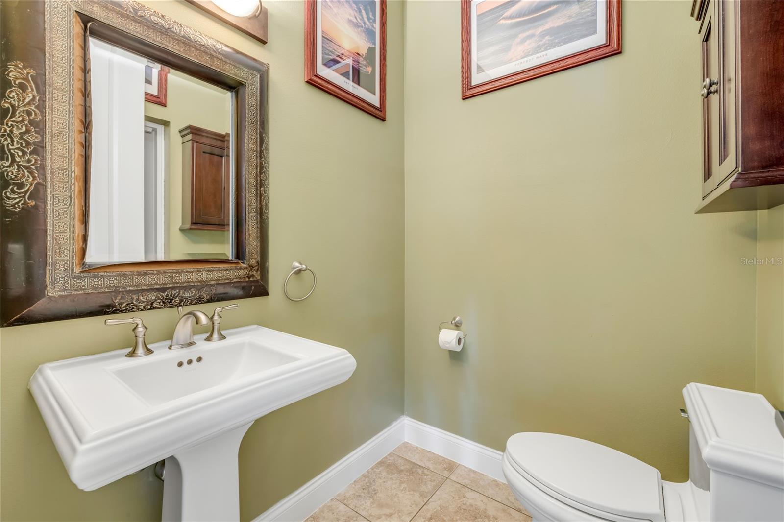 CRESTWOOD MANOR - Residential