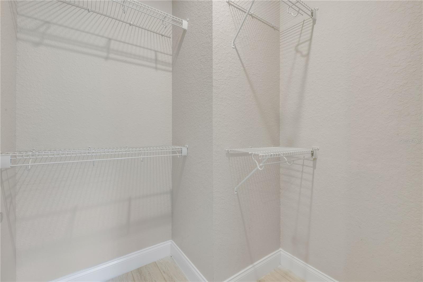 CRESTWOOD MANOR - Residential