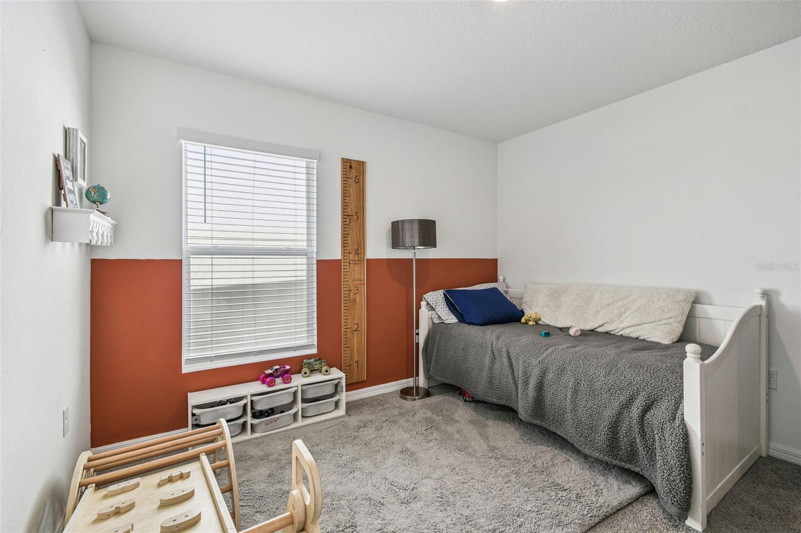 BERRY BAY SUB - Residential Lease