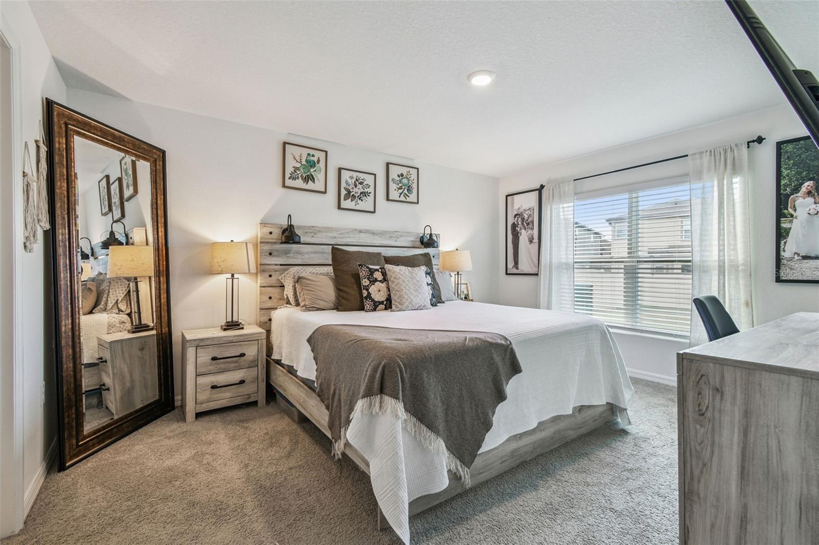 BERRY BAY SUB - Residential Lease