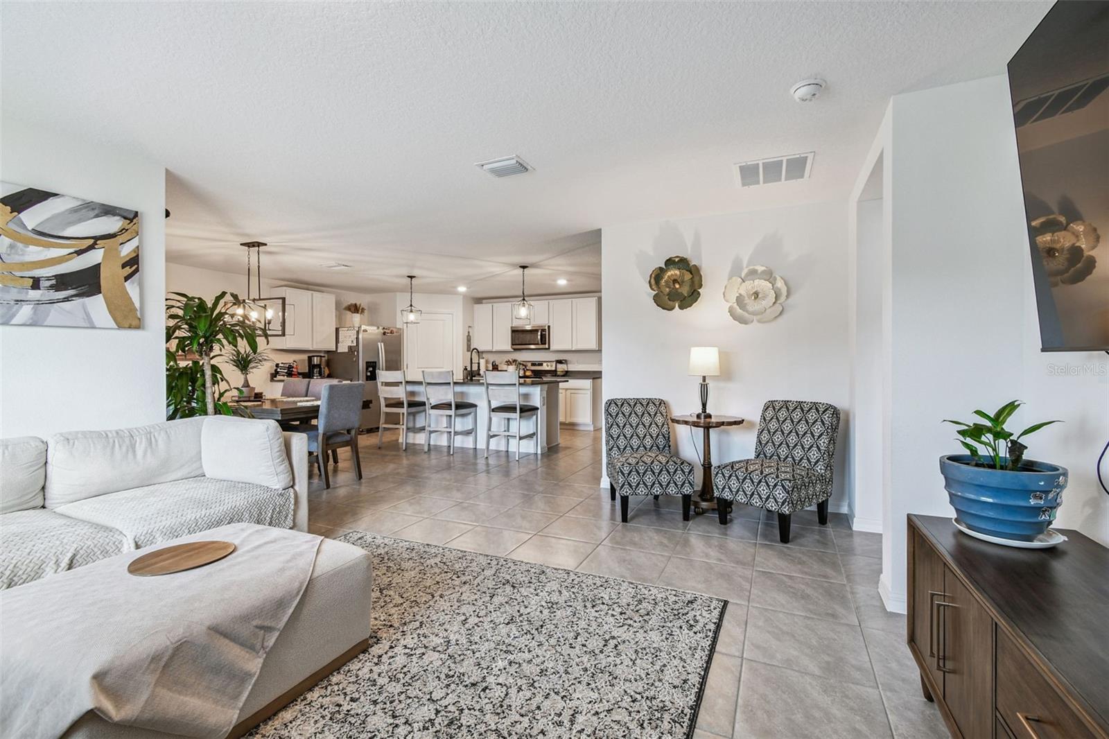 BERRY BAY SUB - Residential Lease