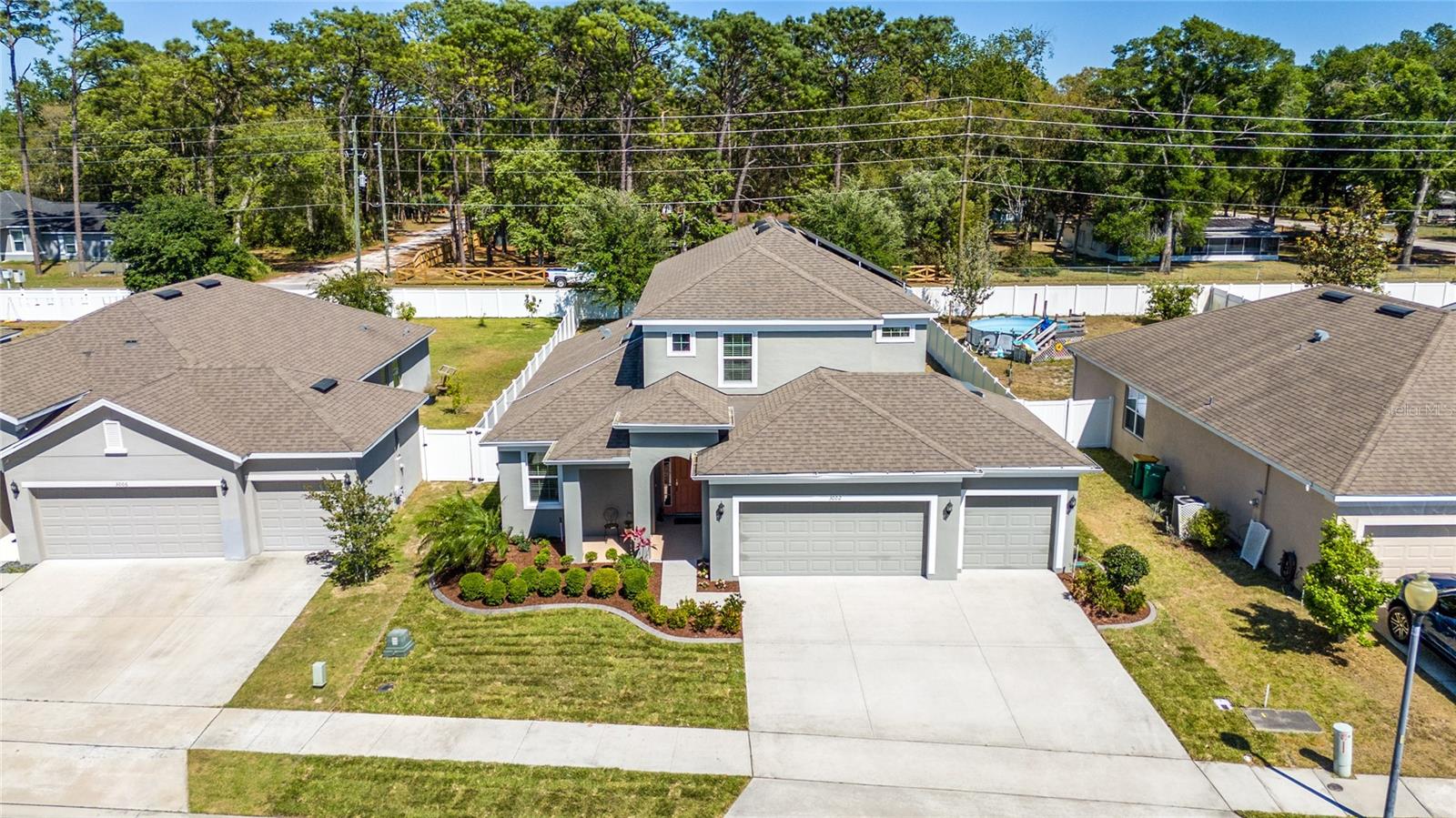 3002 BETHPAGE LOOP