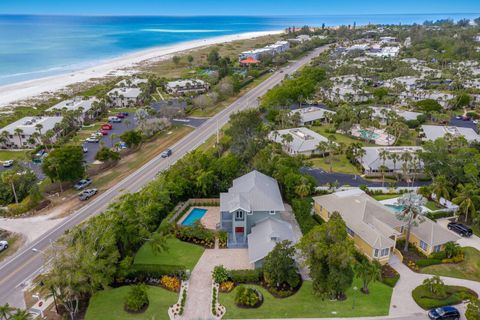 A home in LONGBOAT KEY