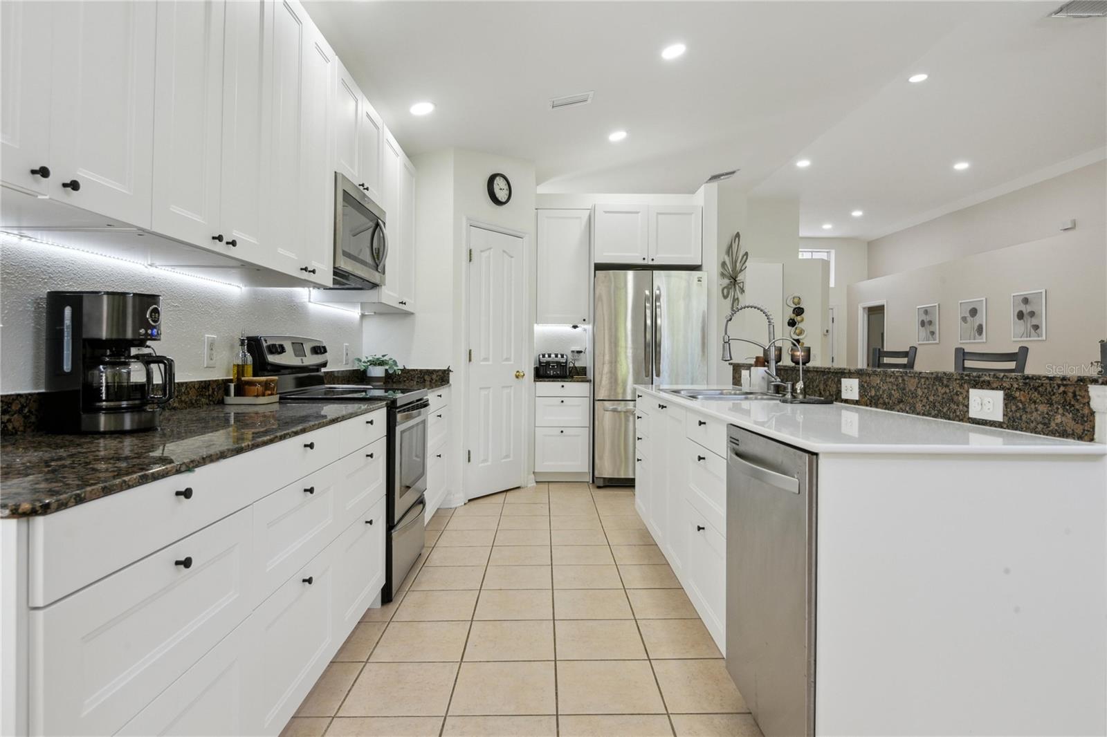 FAWN LAKE PH V - Residential