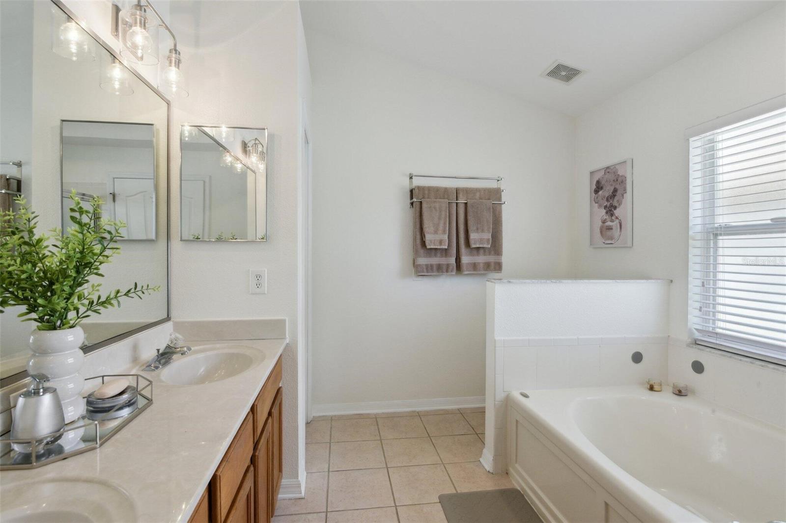 FAWN LAKE PH V - Residential