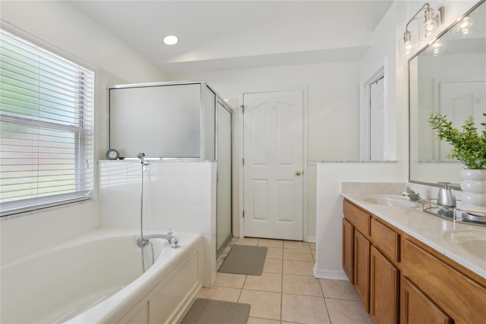 FAWN LAKE PH V - Residential