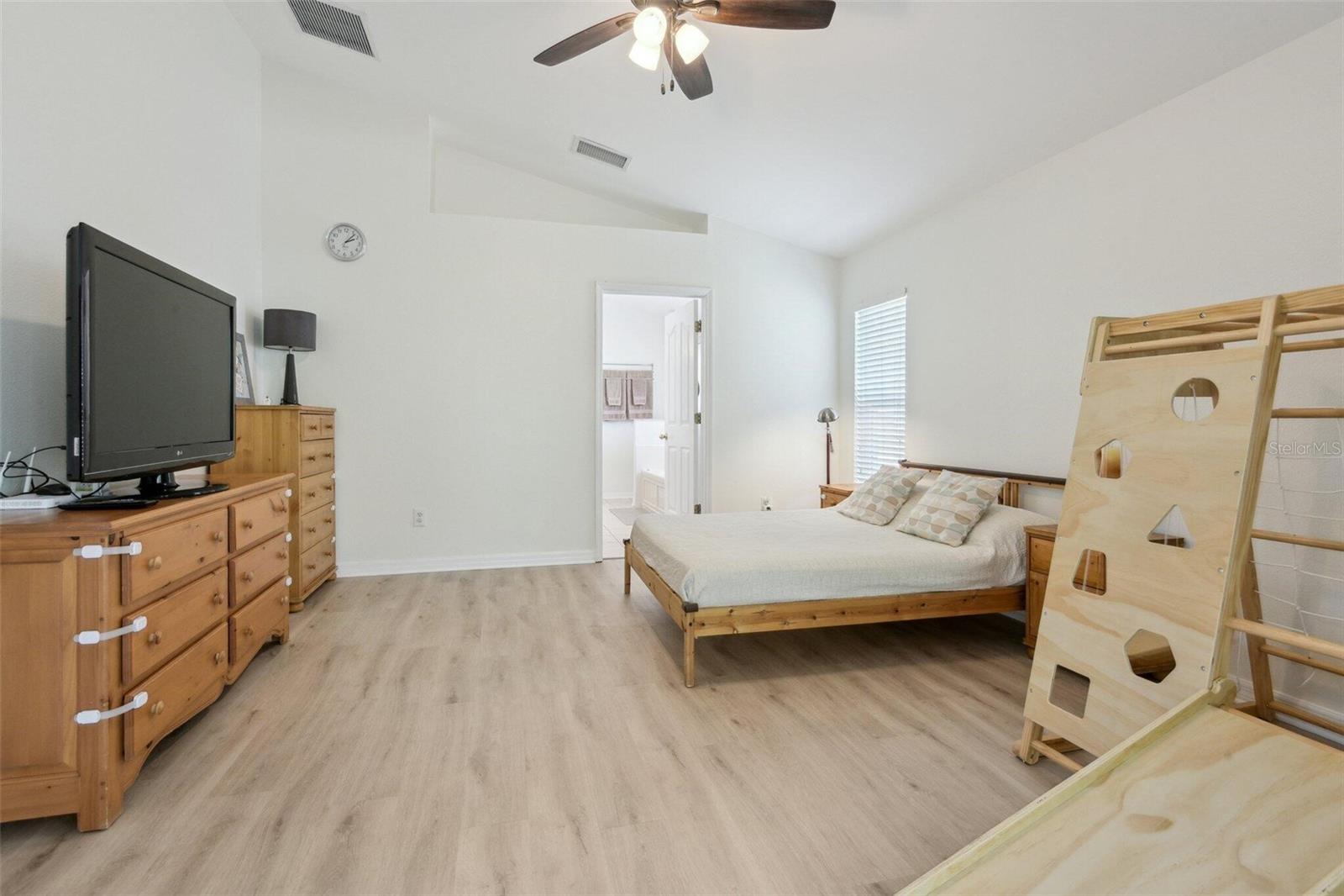 FAWN LAKE PH V - Residential