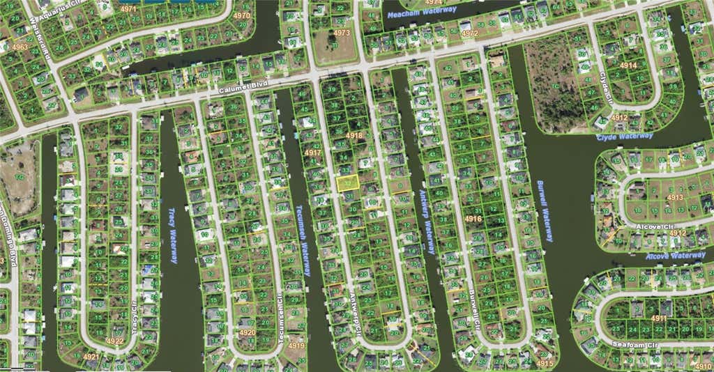 Photo of 8113 Antwerp Circle, Port Charlotte, FL 33981 (MLS # A4703166)