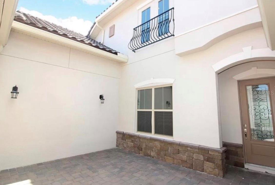 2512 DIAMOND RIDGE COURT
