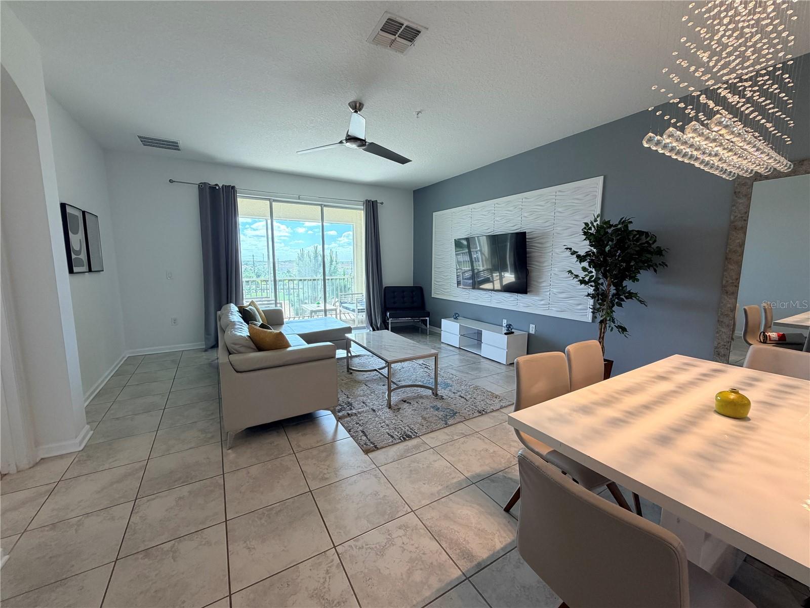 CHAMPIONSGATE CONDO 2 PH 13 & 14 - Residential