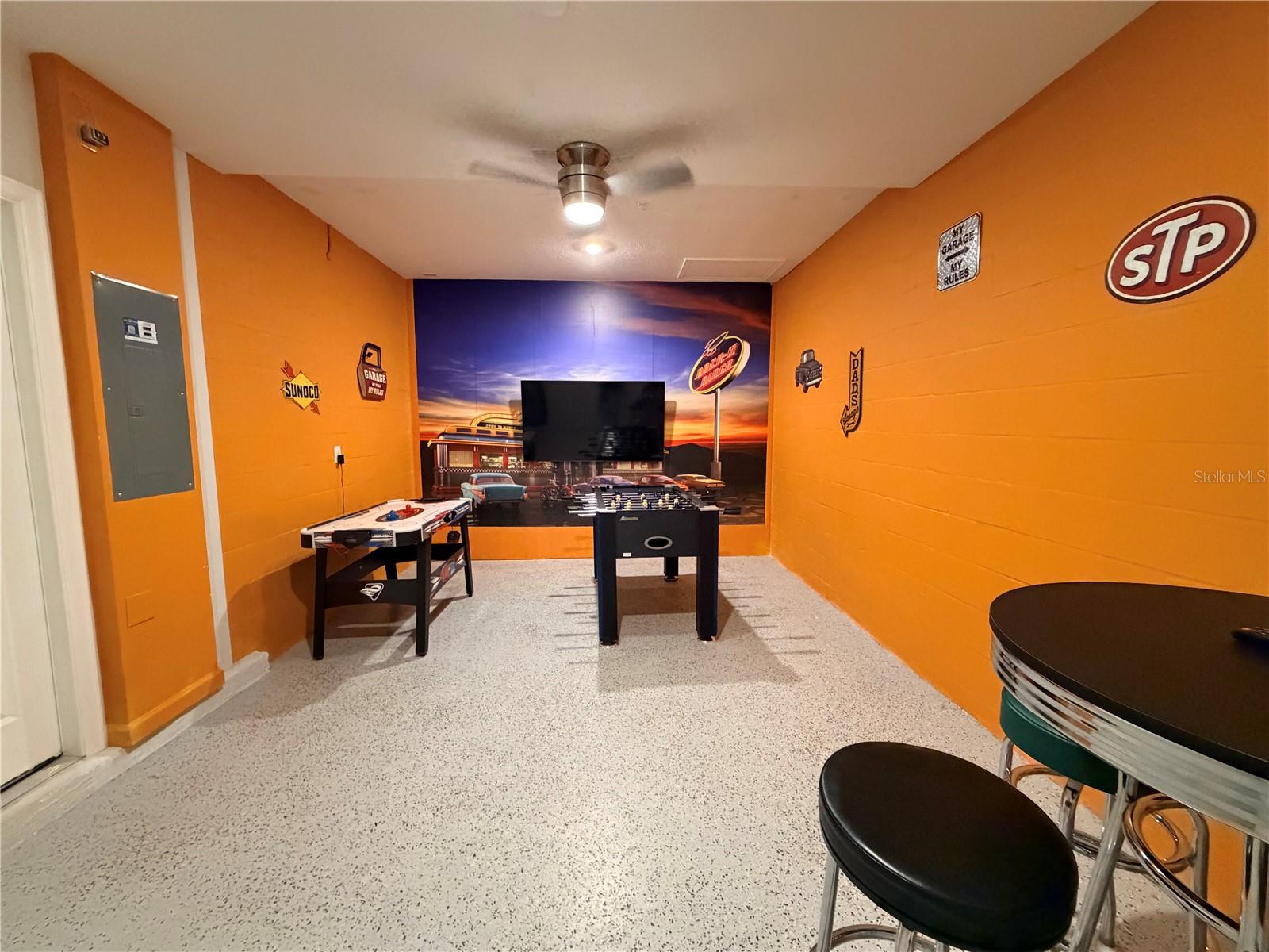 CHAMPIONSGATE CONDO 2 PH 13 & 14 - Residential