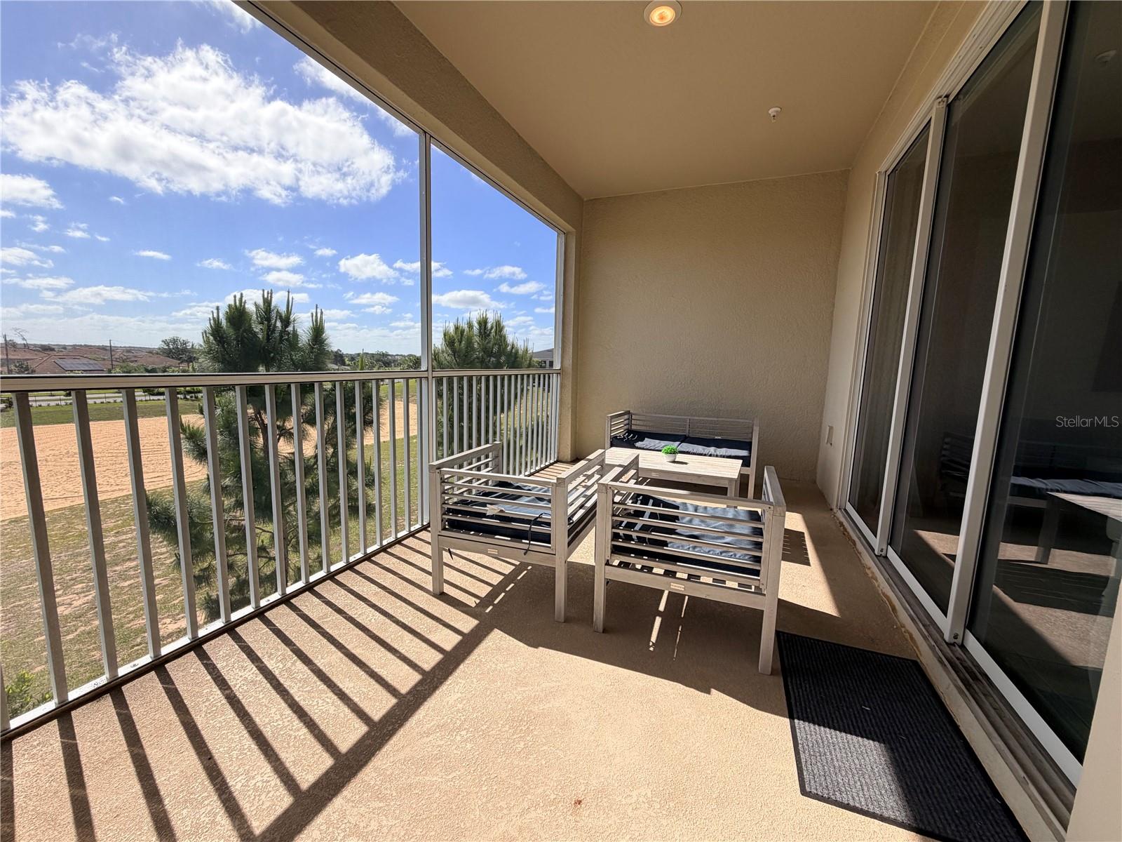 CHAMPIONSGATE CONDO 2 PH 13 & 14 - Residential