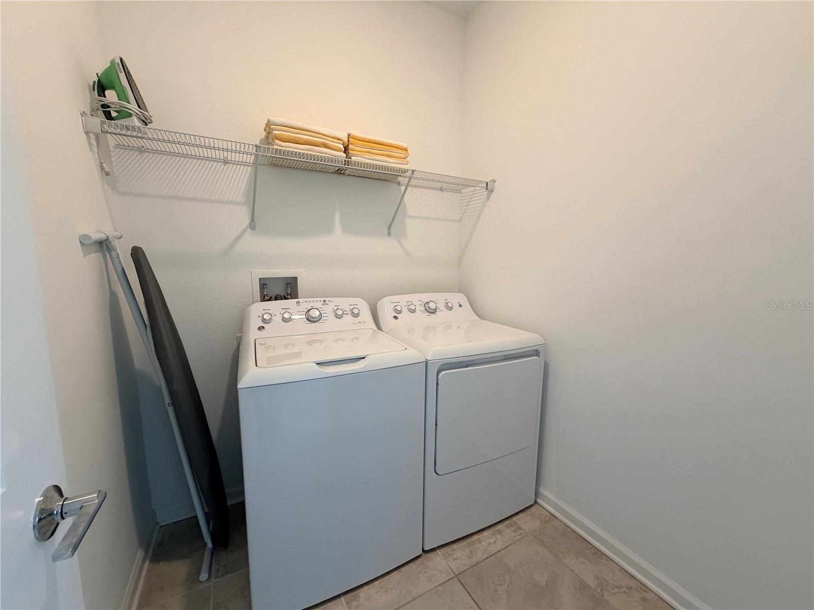 CHAMPIONSGATE CONDO 2 PH 13 & 14 - Residential