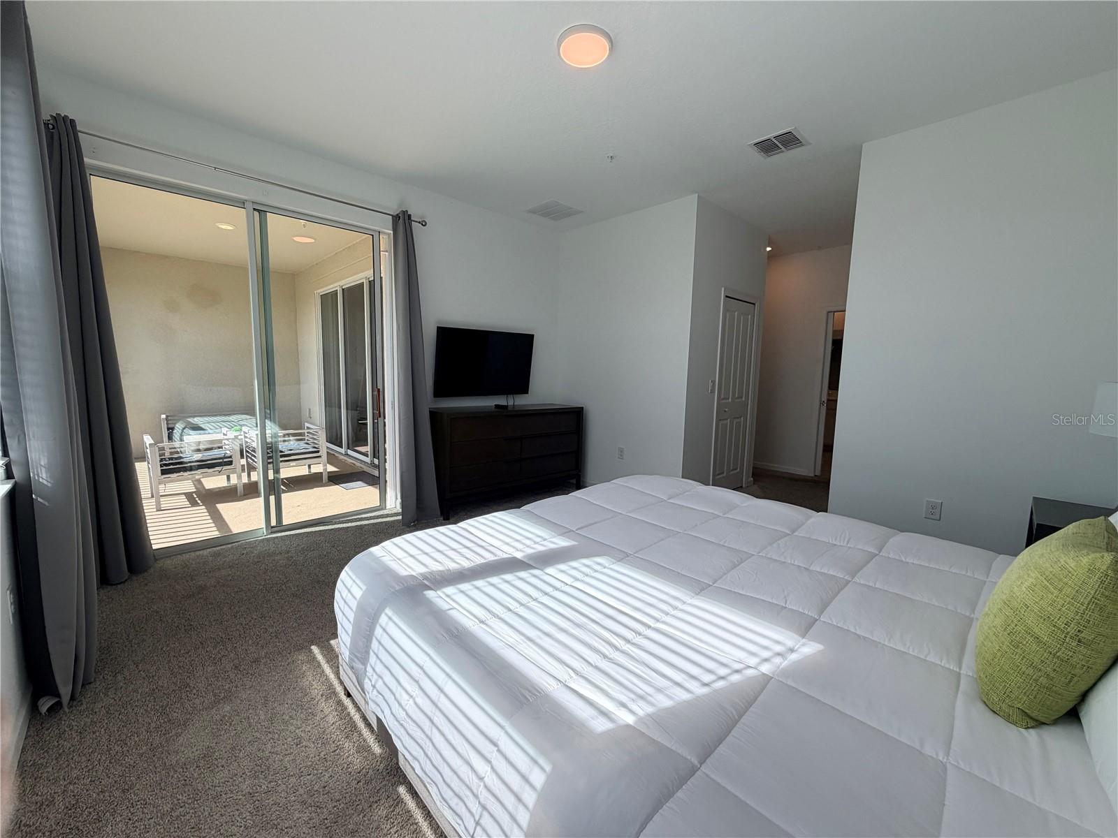 CHAMPIONSGATE CONDO 2 PH 13 & 14 - Residential