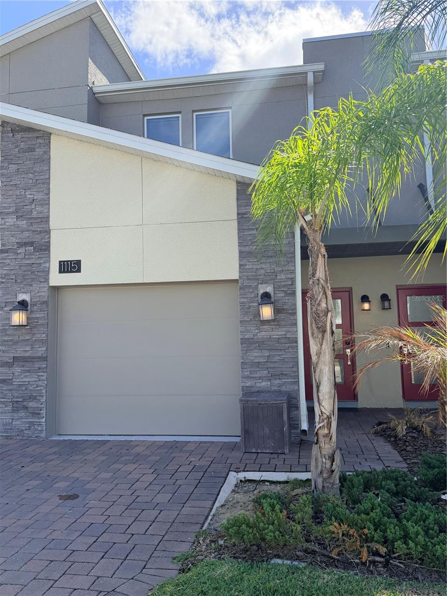 CHAMPIONSGATE CONDO 2 PH 13 & 14 - Residential