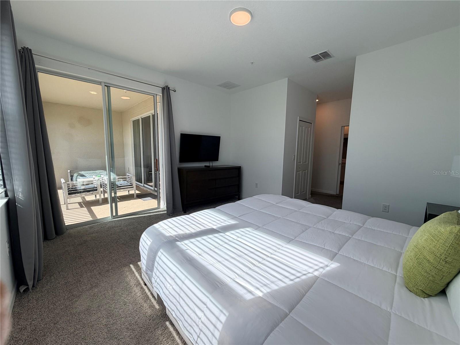 CHAMPIONSGATE CONDO 2 PH 13 & 14 - Residential