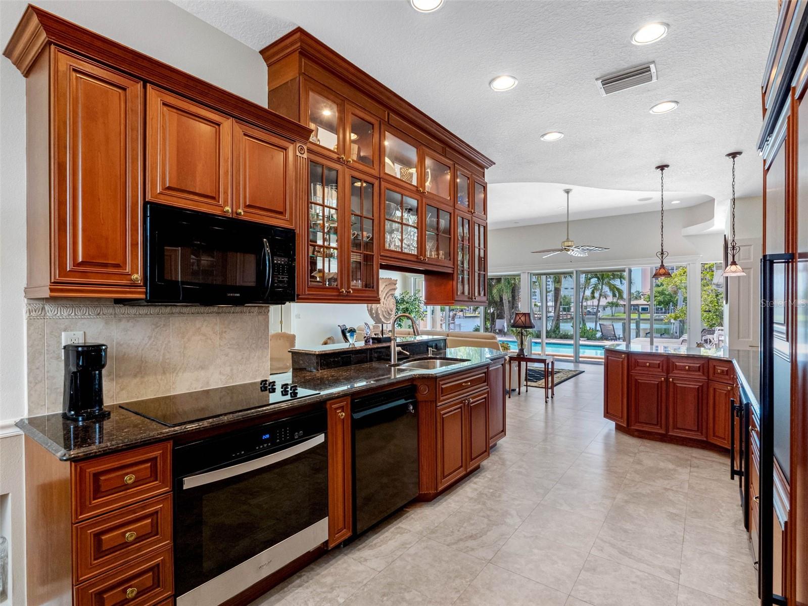 ISLAND ESTATES OF CLEARWATER - Residential