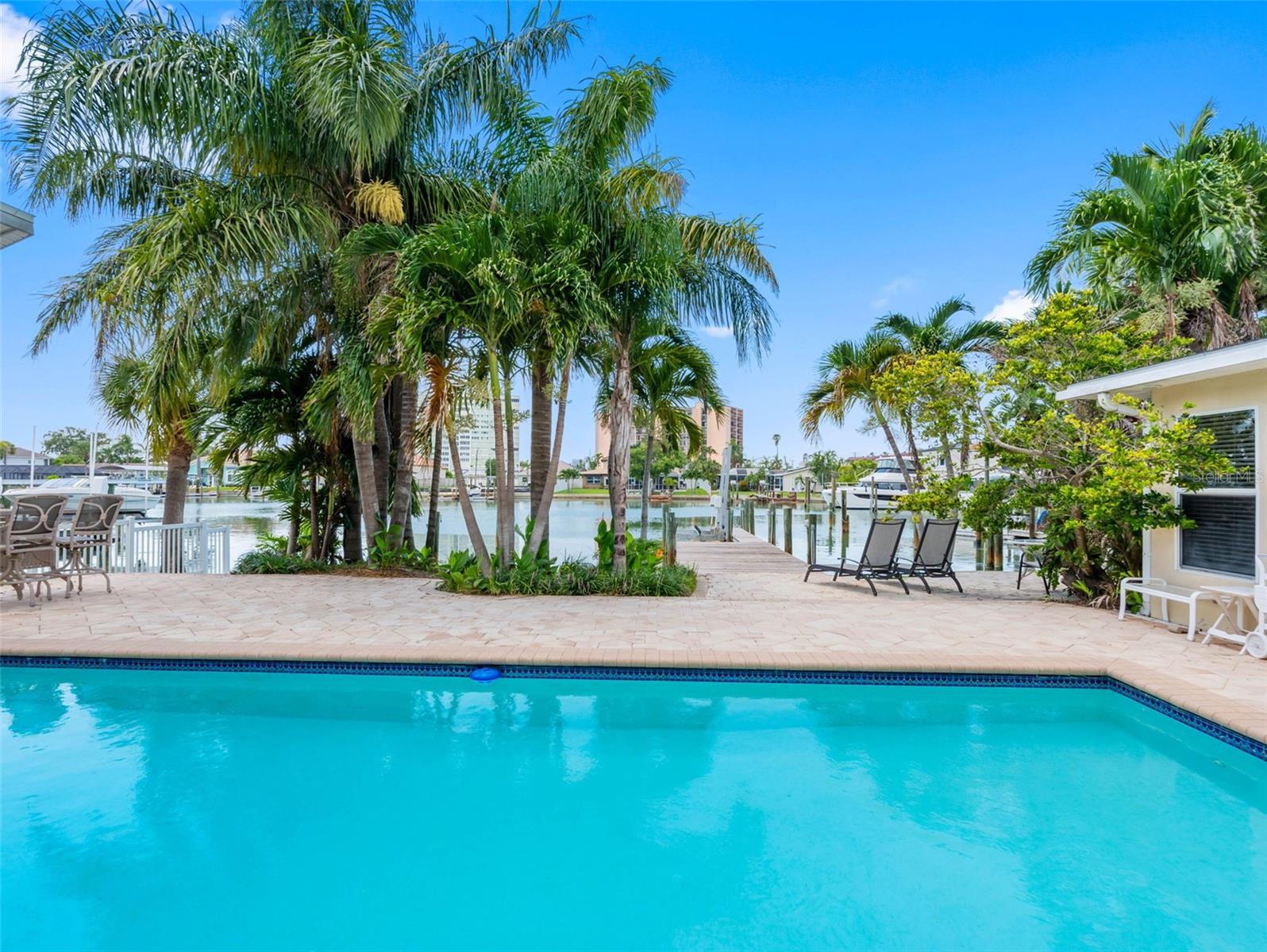 ISLAND ESTATES OF CLEARWATER - Residential