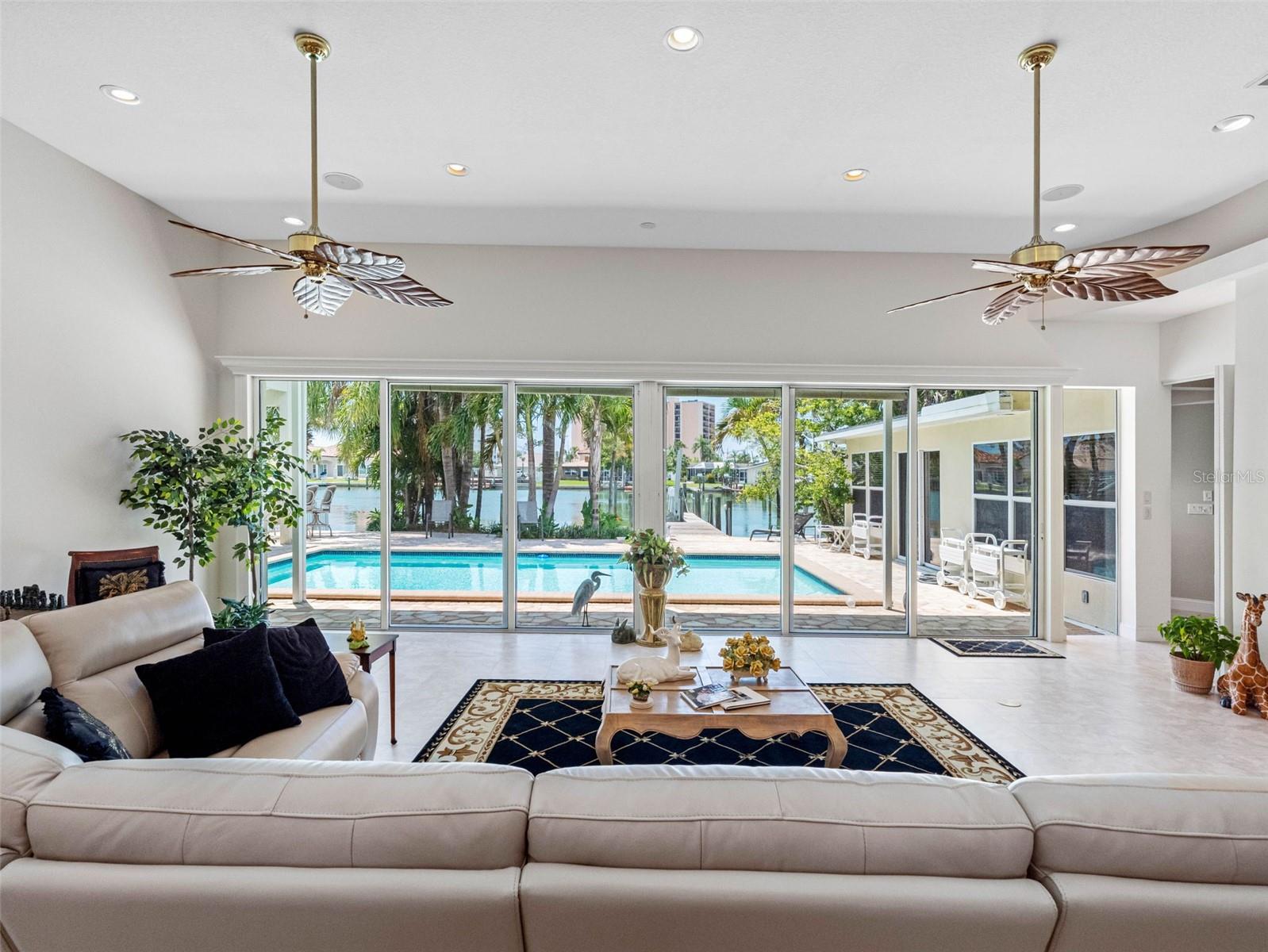 ISLAND ESTATES OF CLEARWATER - Residential