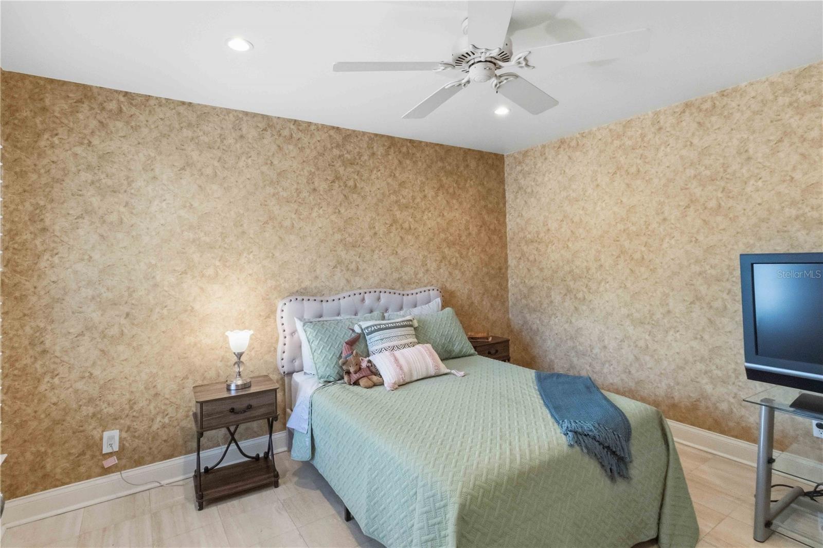 LYKES H T SUB - Residential