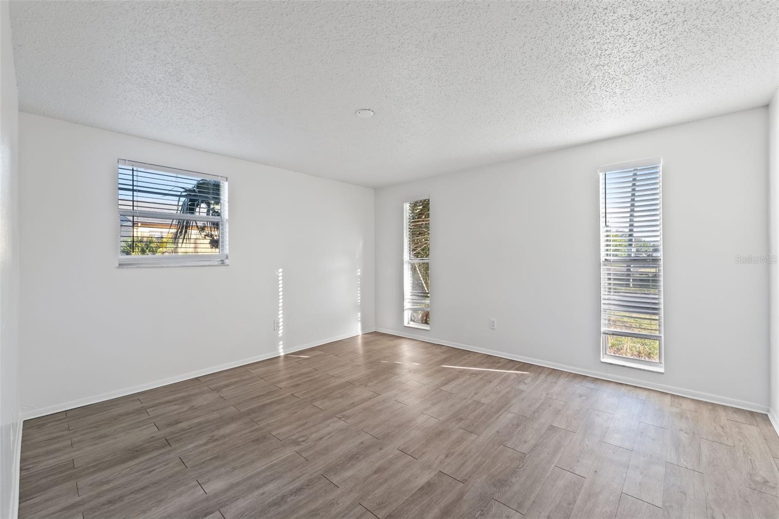 BROWN ACRES - Residential