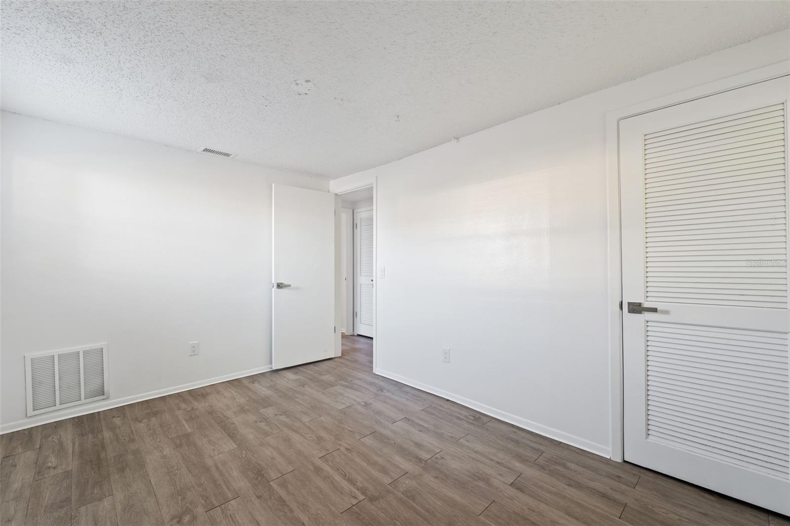 BROWN ACRES - Residential