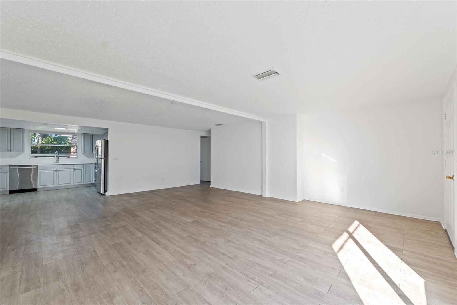 BROWN ACRES - Residential