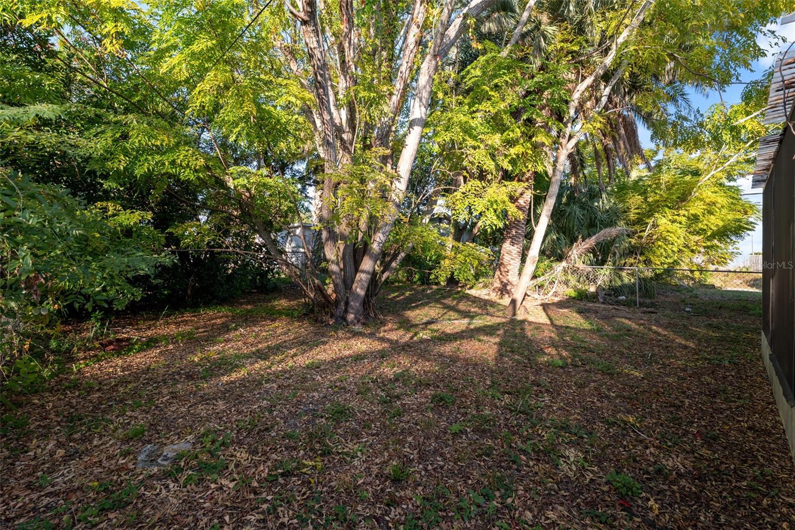 BROWN ACRES - Residential