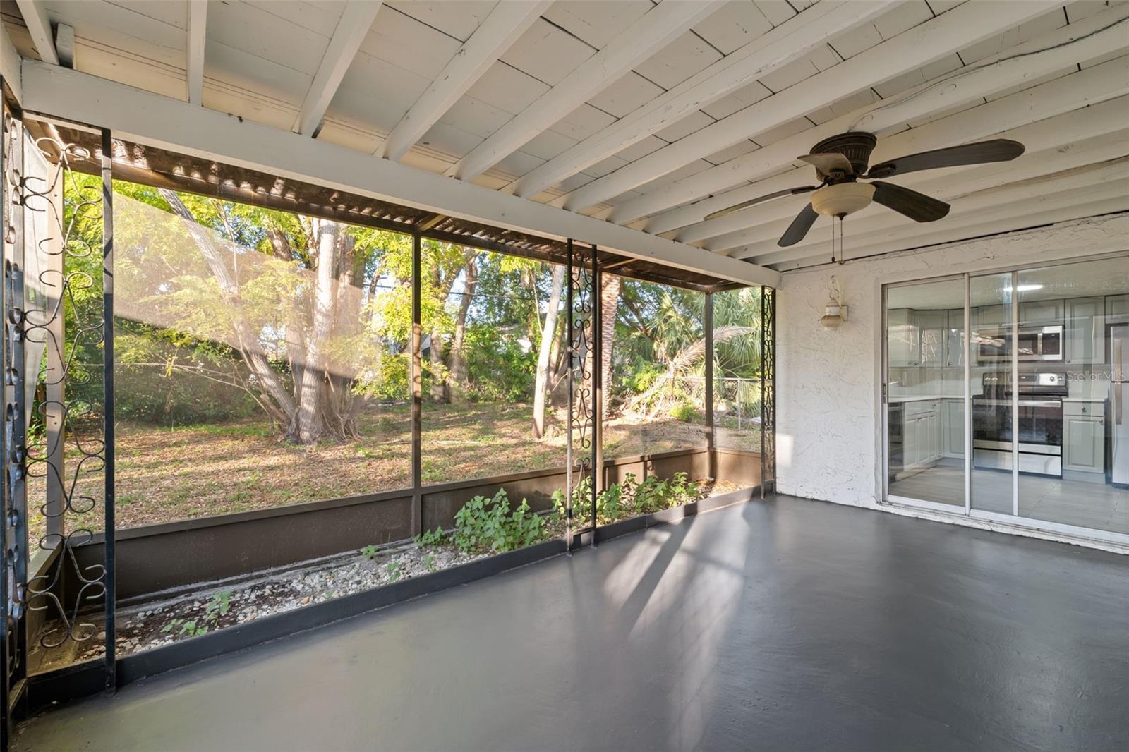 BROWN ACRES - Residential